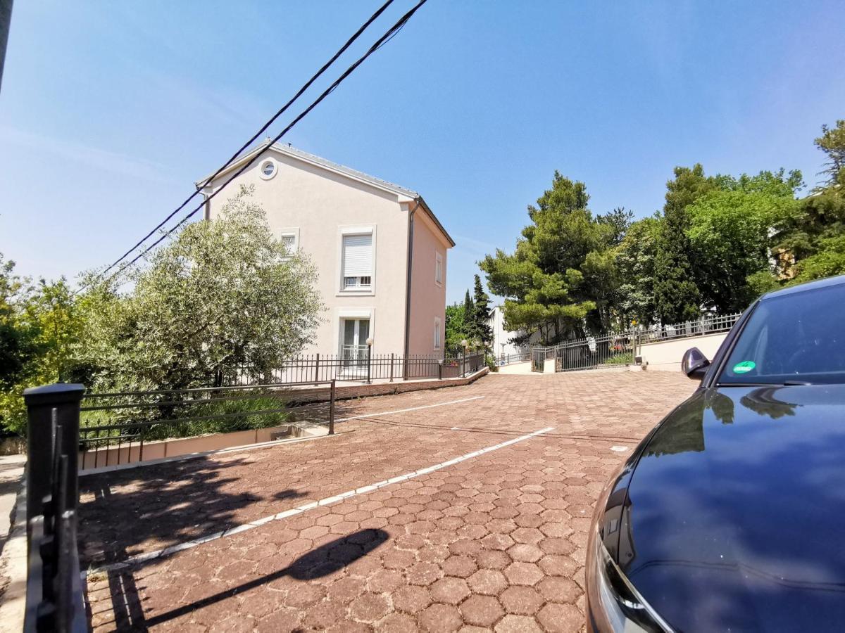 Villa Sara Crikvenica Eksteriør billede